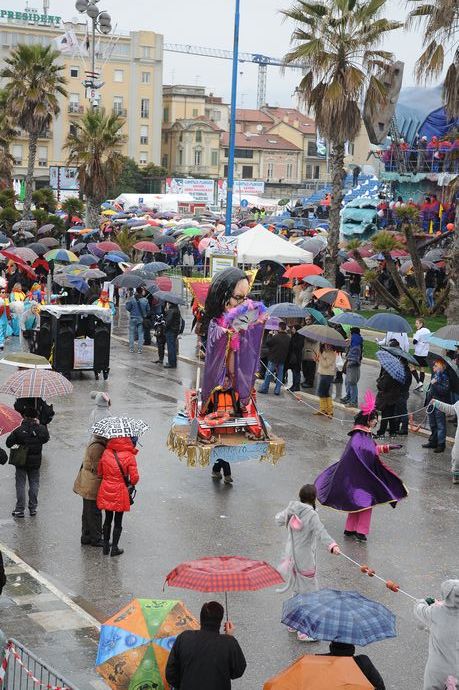 Ingrandisci la foto